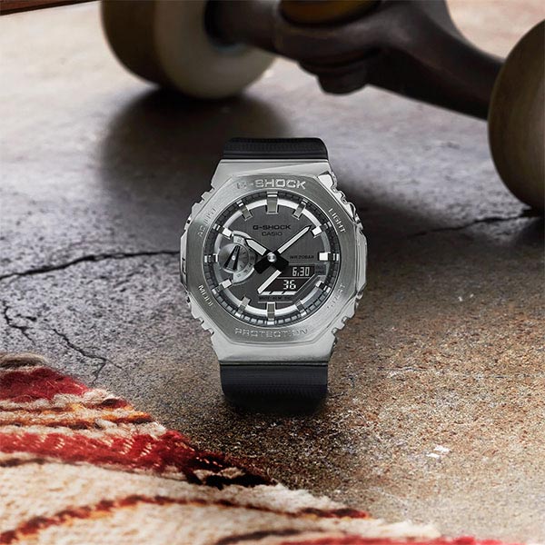 カシオ Gショック G-SHOCK GM-2100-1AJF メンズ｜腕時計本舗