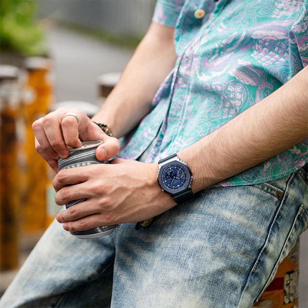 カシオ Ｇショック G-SHOCK  GM-2100N-2AJF メンズ