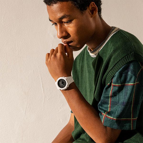カシオ Ｇショック G-SHOCK  GA-2100-7AJF メンズ