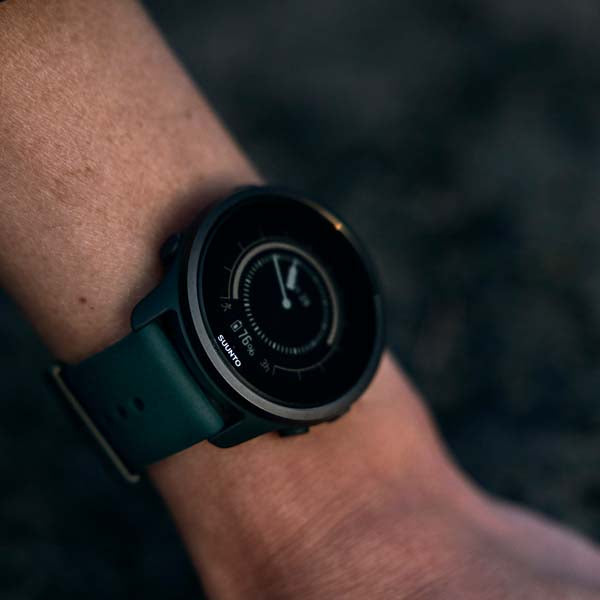 スント SUUNTO SUUNTO 5 PEAK CAVE GREEN SS050730000 ユニセックス