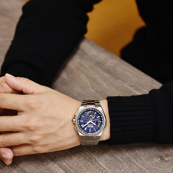 i*a様 【超美品】SEIKO アストロン　SBXY065 箱+コマ付【値下げ中 楽天市場】【店内ポイント最大43倍！本日限定！】【選べる