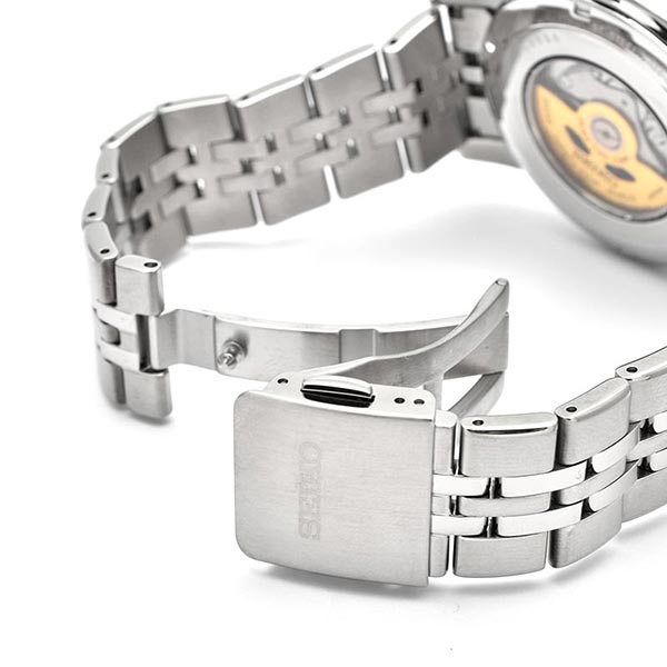 腕時計　ほぼ中古ベルト　まとめ売り　約2.7kg 大量 腕時計 ベルト 交換用 尾錠 2 時計 金具 交換 おしゃれ