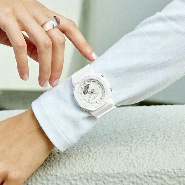 カシオ Ｇショック G-SHOCK TONE-ON-TONE Series GMA-P2100-7AJF ユニセックス