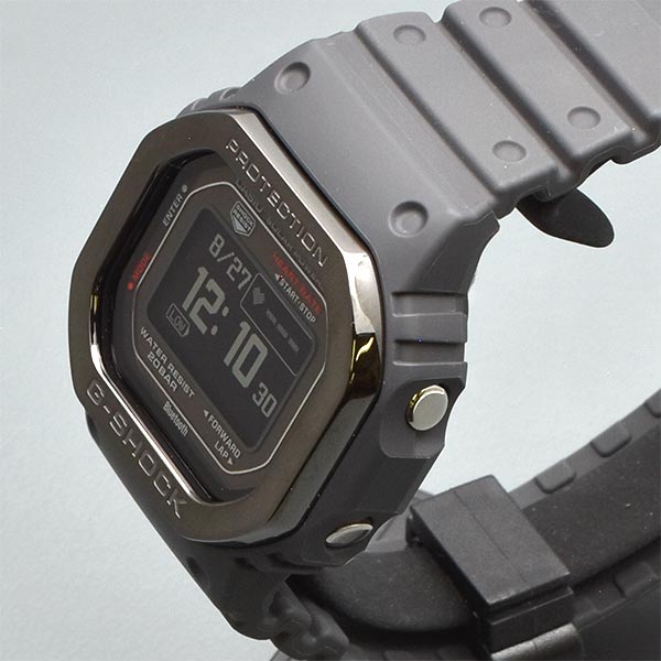 カシオ Ｇショック G-SHOCK G-SQUAD DW-H5600シリーズ DW-H5600MB-8JR メンズ(2024年3月8日発売予定)