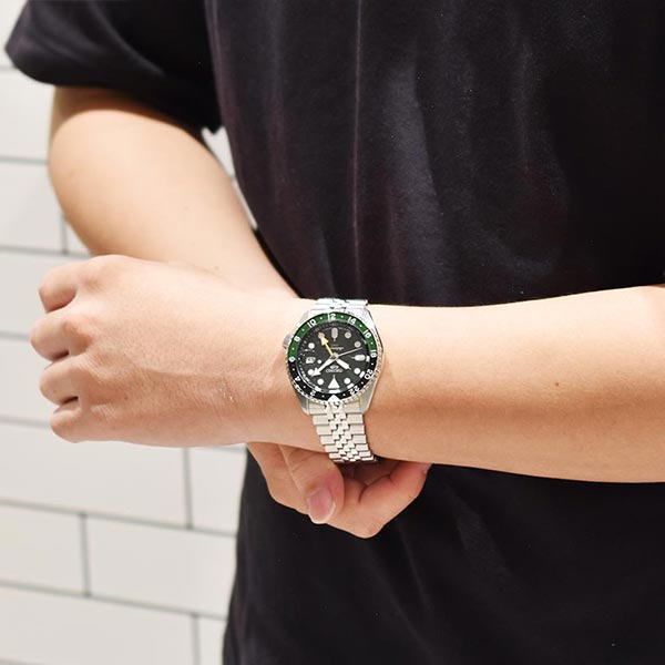 セイコー5スポーツ SEIKO5sports SKXシリーズ メカニカル オートマチック メタル カジュアル ビジネス SBSC019 メンズ