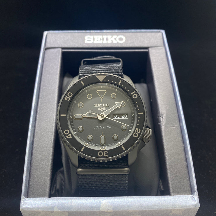 セイコー5スポーツ SEIKO5sports Street Style SBSA025 メンズ｜腕時計本舗