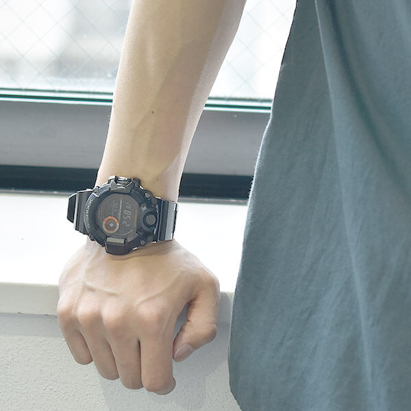 カシオ Ｇショック G-SHOCK レンジマン 世界6局ソーラー電波 GW-9400BJ-1JF メンズ 腕時計 時計