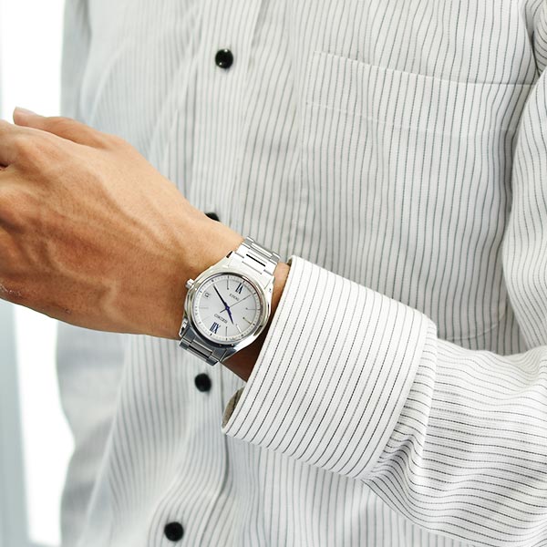 セイコー ドルチェ&エクセリーヌ DOLCE&EXCELINE 10気圧防水 ソーラー