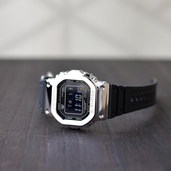 カシオ Ｇショック G-SHOCK  GMW-B5000-1JF メンズ