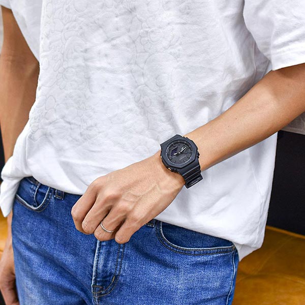 カシオ Ｇショック G-SHOCK カーボンコアガード構造 GA-2100-1A1JF メンズ