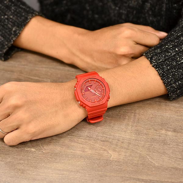 カシオ Ｇショック G-SHOCK カーボンコアガード構造 GA-2100-4AJF メンズ