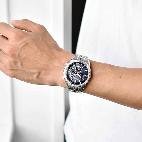 シチズンコレクション CITIZENCOLLECTION エコ・ドライブ電波時計　ダイレクトフライト　クロノグラフ CB5870-91L メンズ