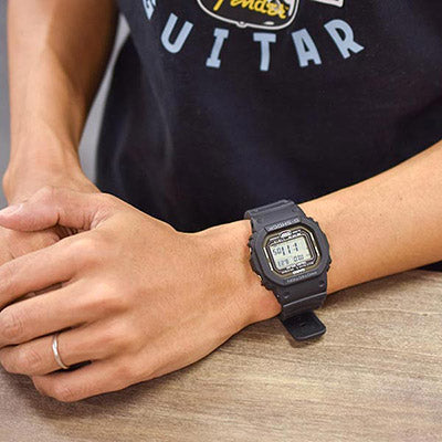 カシオ Ｇショック G-SHOCK  GW-5000U-1JF メンズ