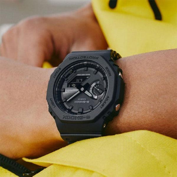 カシオ Ｇショック G-SHOCK GA-B2100-1A1JF メンズ
